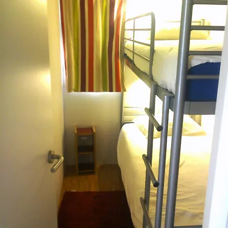 Parque De Campismo Orbitur Foz De Arelho. Кемпинг